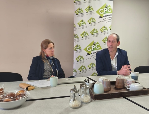 Ici Normandie : la radio locale autour d’un café