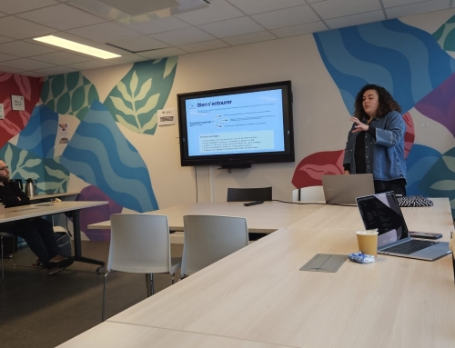 Jouer au détective pour de meilleures relations presse